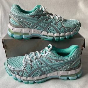 BNIB Womens Asics Gel Kayano Running Shoes